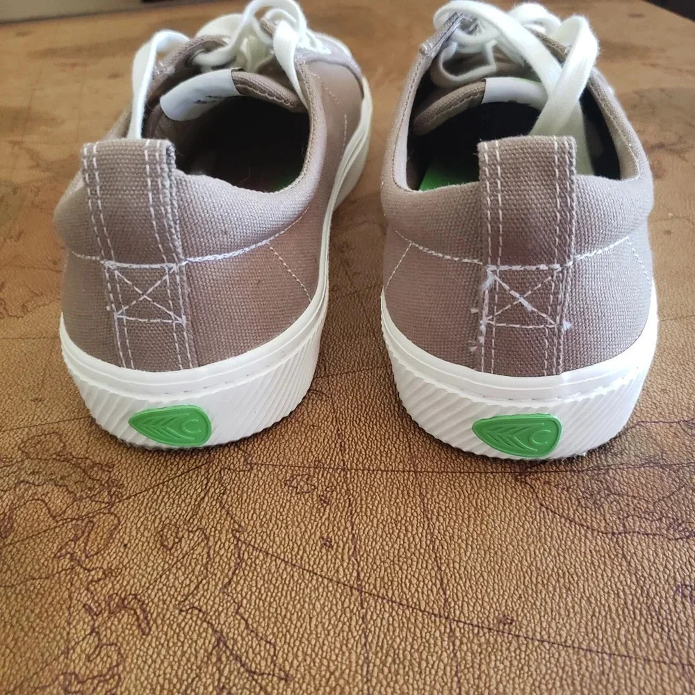 *CARIUMA, Canvas sneakers, Size 9.5, Tan sand - Picture 9 of 13
